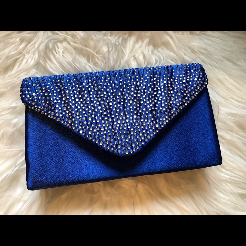 Clutch purse